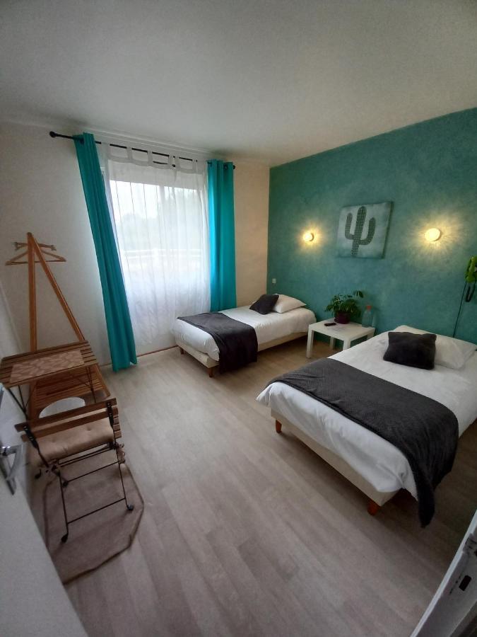 Hotel Les Bruyeres Plelan-le-Grand Exterior foto