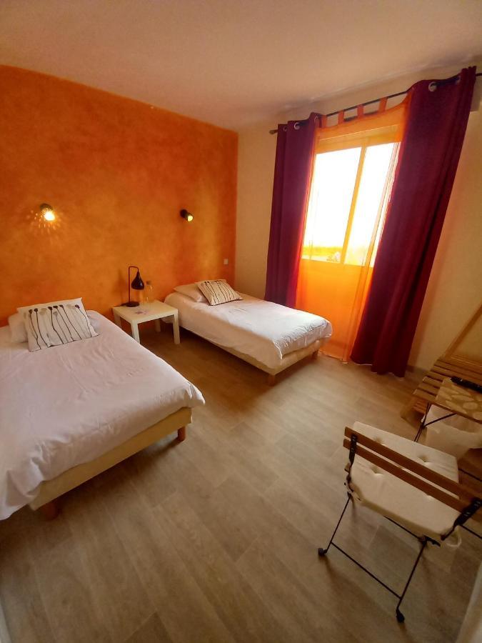 Hotel Les Bruyeres Plelan-le-Grand Exterior foto