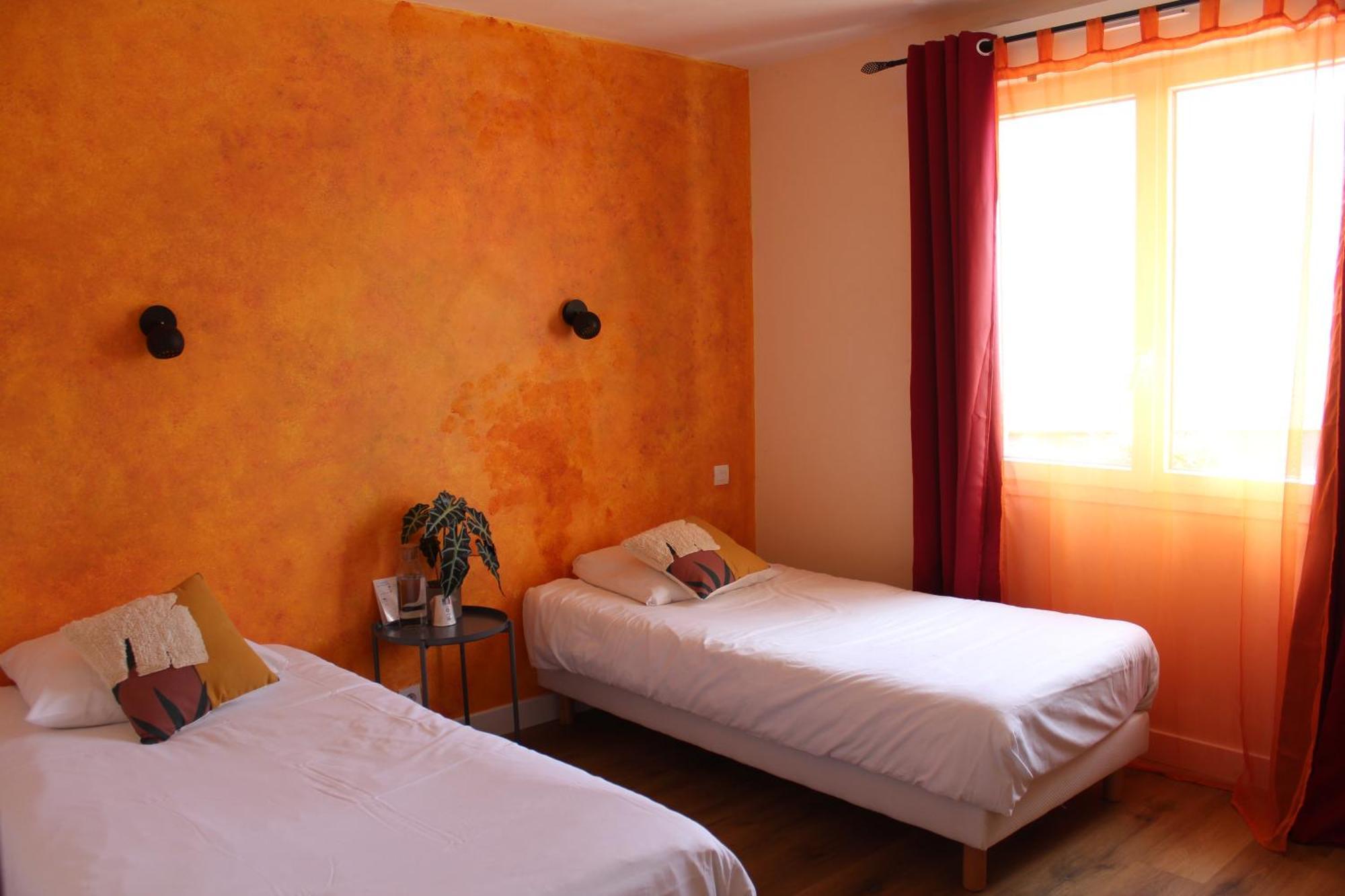 Hotel Les Bruyeres Plelan-le-Grand Exterior foto